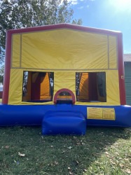 Bounce  house 15x15