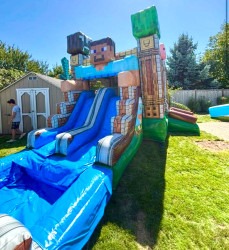 mincraft20front202 1755215692 Minecraft bounce house combo