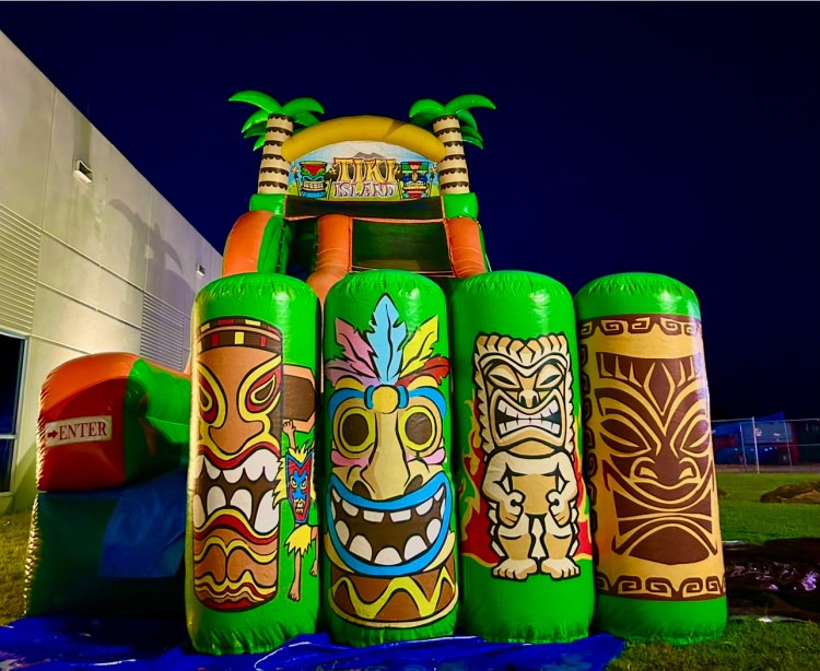 Tiki Island Water Slide 22ft